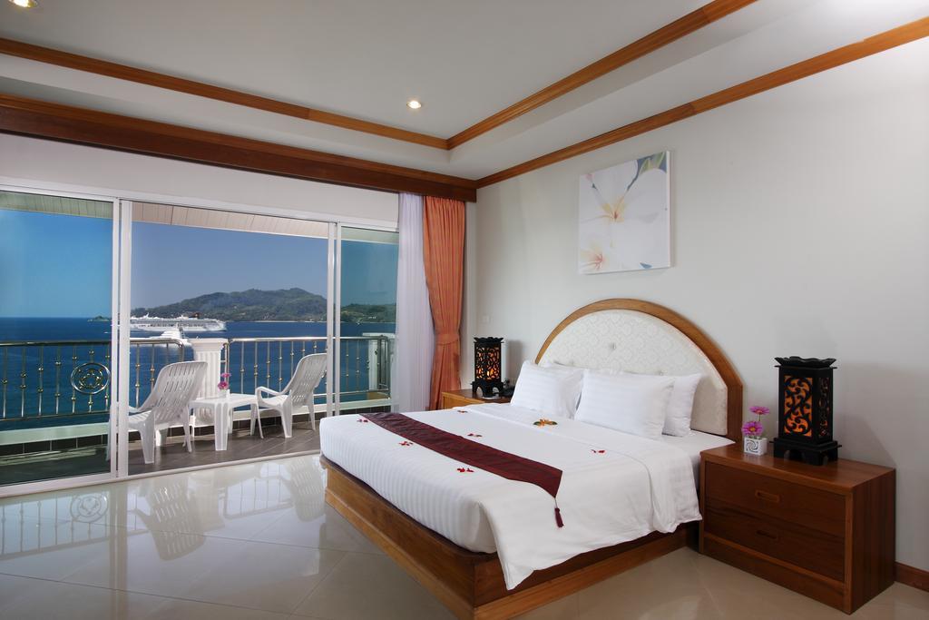 Blue Beach Club & Resort Patong Bilik gambar