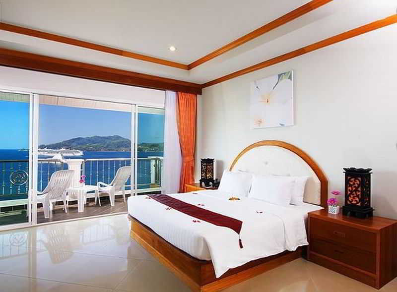 Blue Beach Club & Resort Patong Luaran gambar