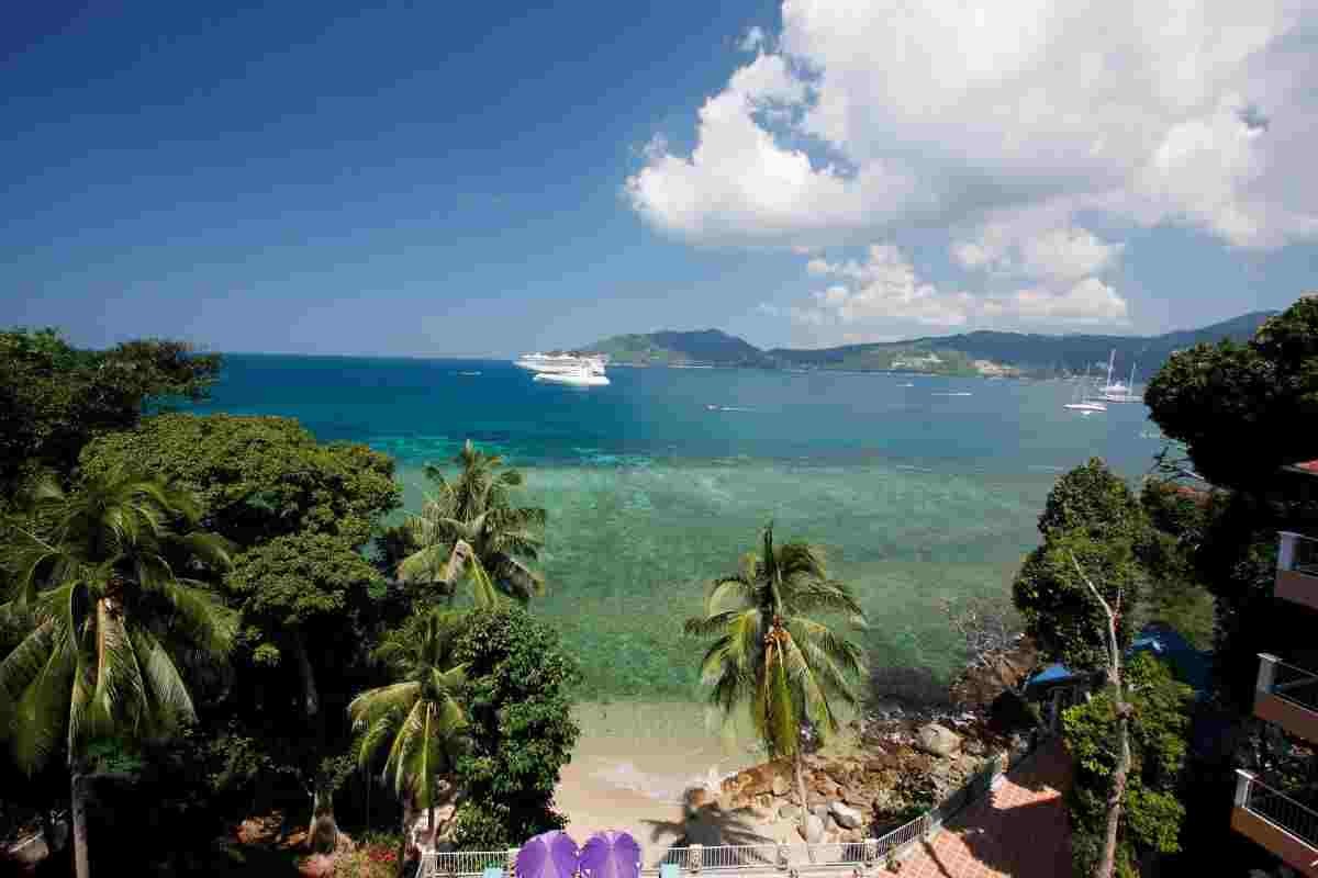 Blue Beach Club & Resort Patong Luaran gambar